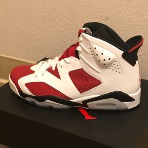 ❌SOLD❌ Nike Jordan 6 Retro “Carmine”